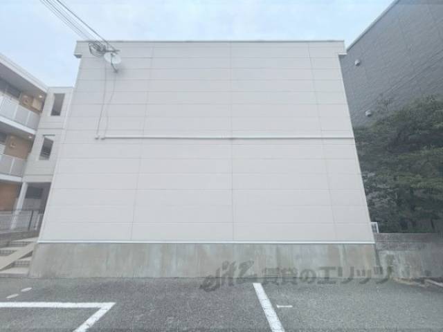 レオパレスアーデル２外観写真2
