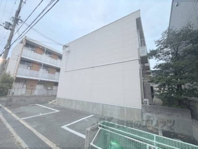 レオパレスアーデル２外観写真3