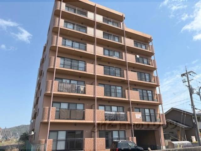 ビラデステ伊佐津外観写真1