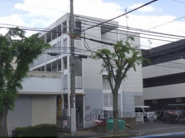 レオパレスクレベール外観写真3