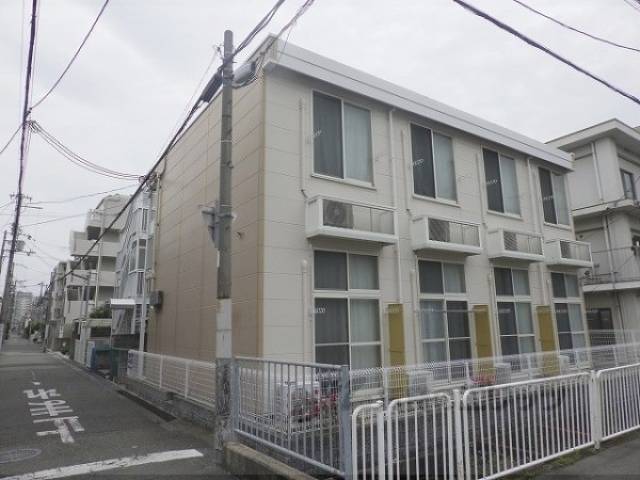 レオパレスコンフォール外観写真1