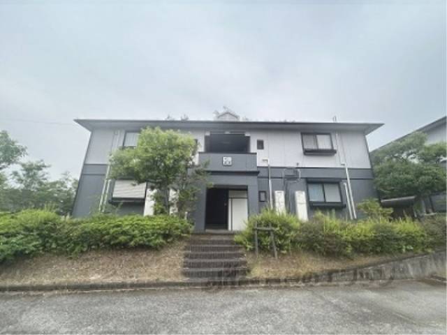 サンビレッジ学園前東坂　Ｆ棟外観写真1