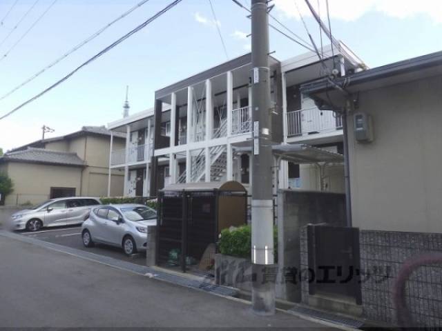 レオパレスパーク　ハイム外観写真3