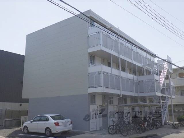 レオパレスラ　フォレ外観写真2