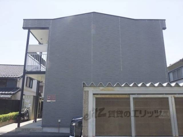 レオパレスルフラン外観写真1