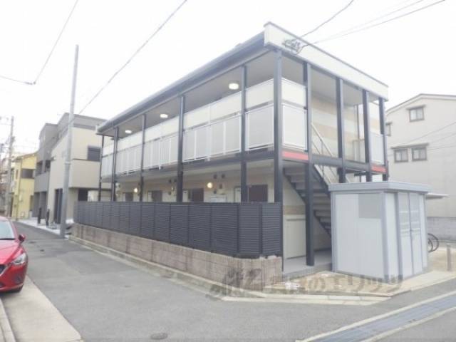 レオパレス近松外観写真3