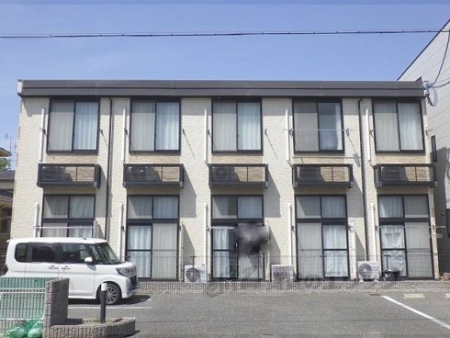 レオパレス西長洲外観写真2