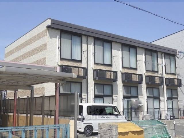 レオパレス西長洲外観写真3