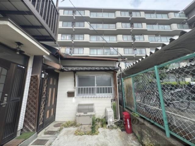貸家外観写真1