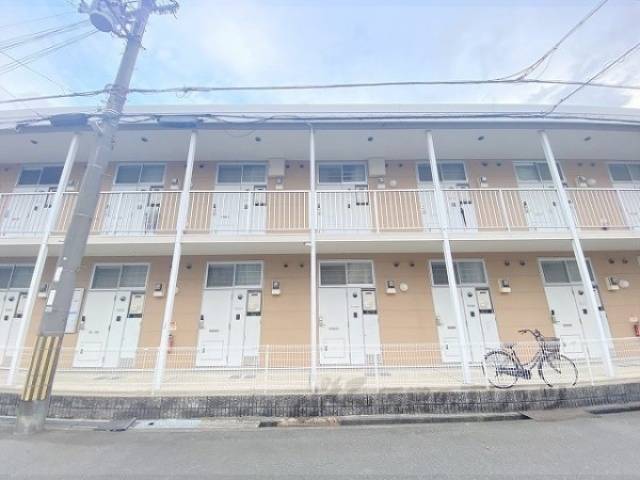 レオパレス東本町２外観写真3