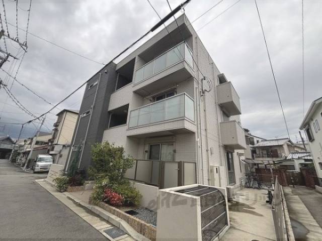 Ｄ－ｒｏｏｍ西難波外観写真3