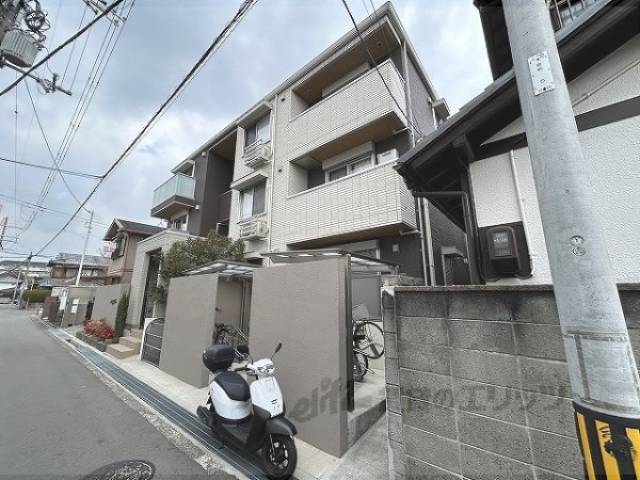 Ｌａ　ｖｉｅ　ｖｅｌｌｅ塚口外観写真2