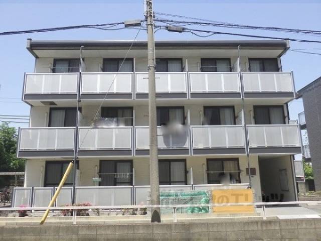 レオパレスたか外観写真3