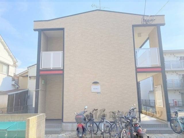 レオパレス杭瀬北新町１外観写真3