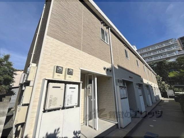 レオパレス東園田２外観写真3