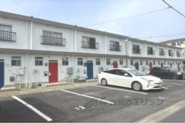 高岡アパート外観写真