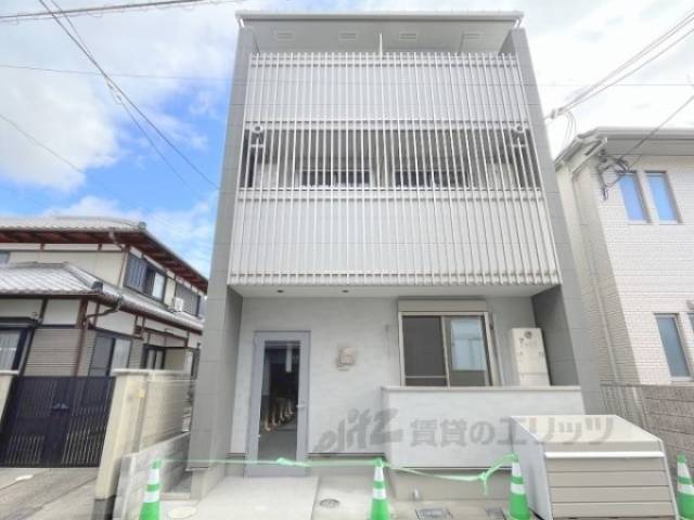 ビエノス京都伏見外観写真1
