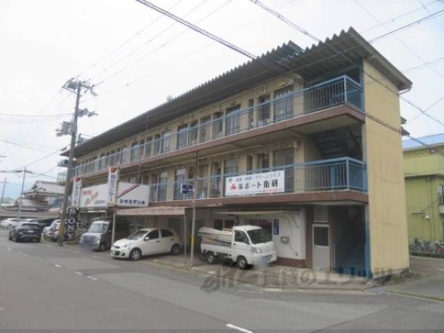 カマハチマンション外観写真1