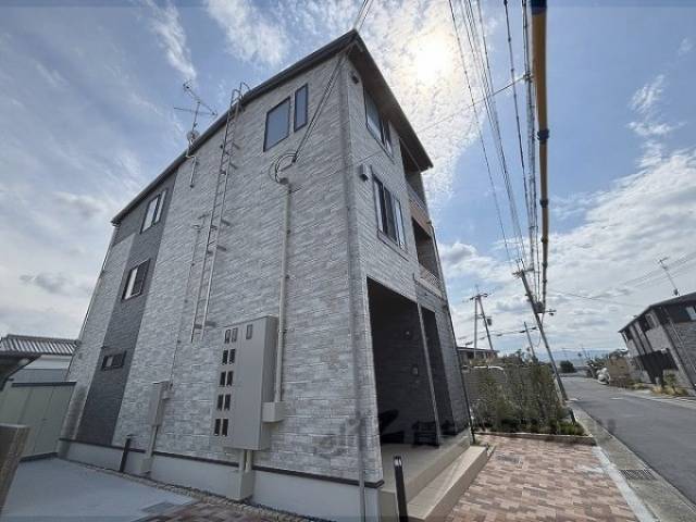 カーサ　デル　ソーレ外観写真3