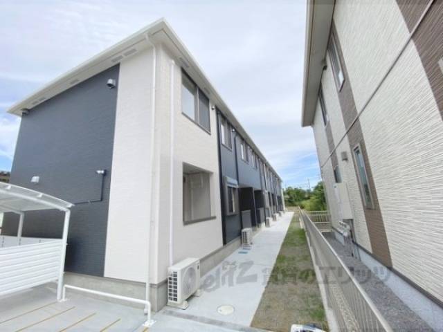 Ｖｉａ　Ｌｕｃｅ外観写真1