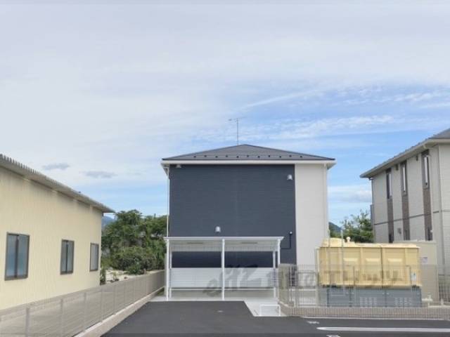 Ｖｉａ　Ｌｕｃｅ外観写真2