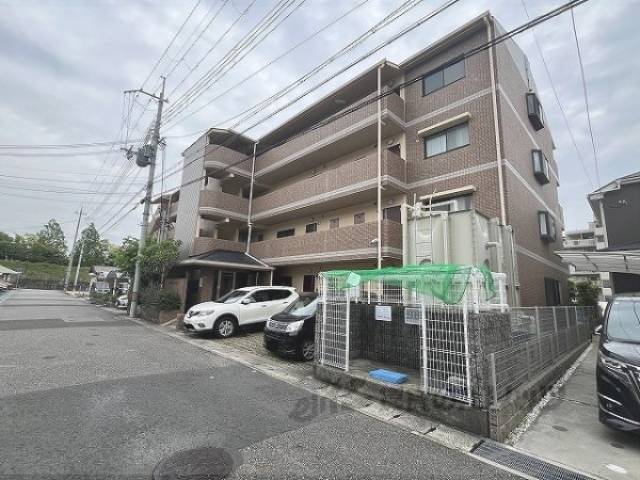シャルマンコーポ荒牧外観写真3