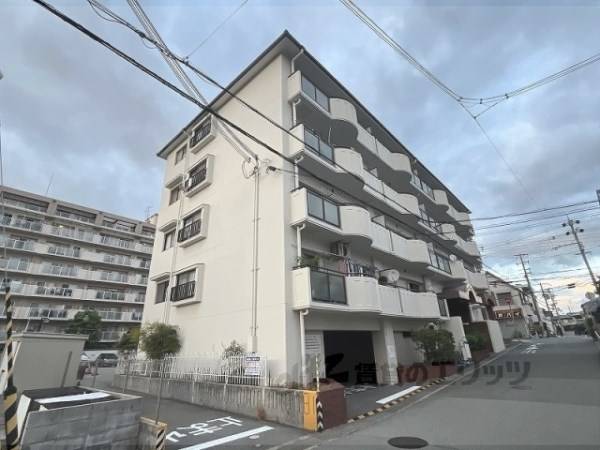 168067の外観写真