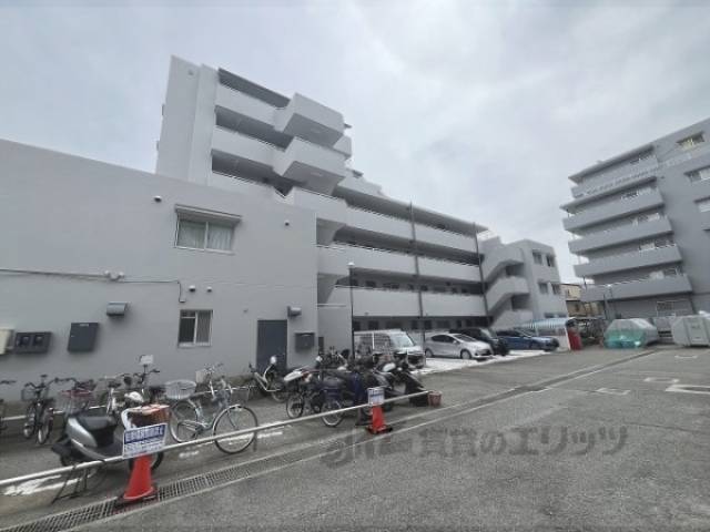 アビタ・コア３外観写真2