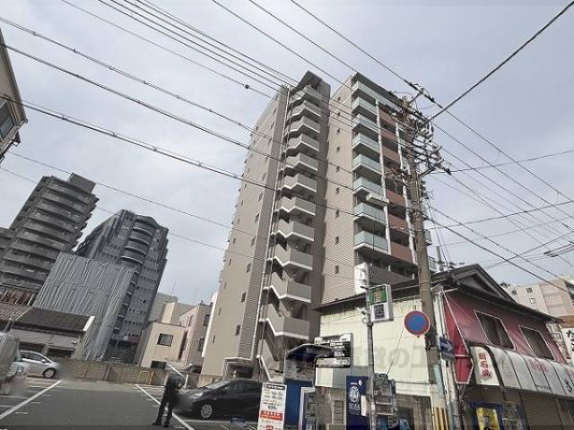 レーヴメゾン尼崎昭和通外観写真3