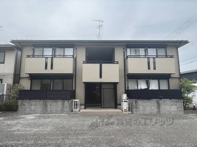 カーサアゼリアＡ外観写真1