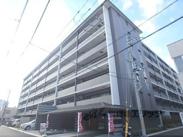 プレサンスロジェ京都西大路外観写真1