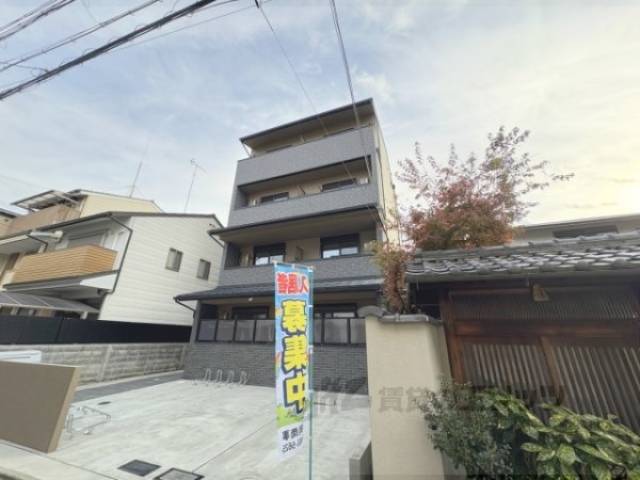 Ｇｌａｄｖｉｓ二条式部外観写真2
