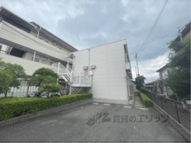 レオパレスフラワリー外観写真2