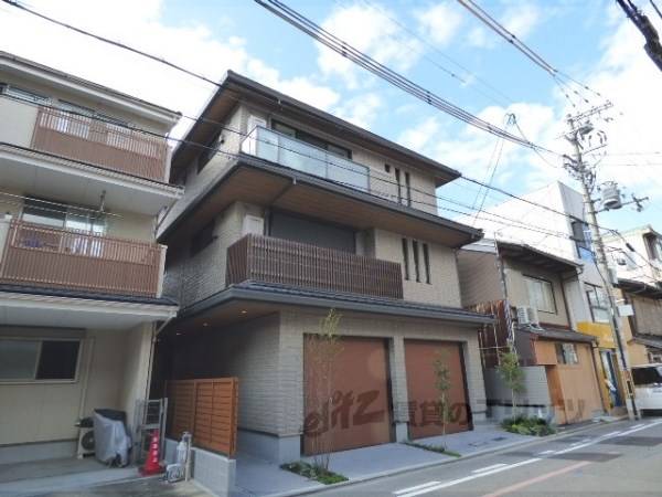 168449の外観写真