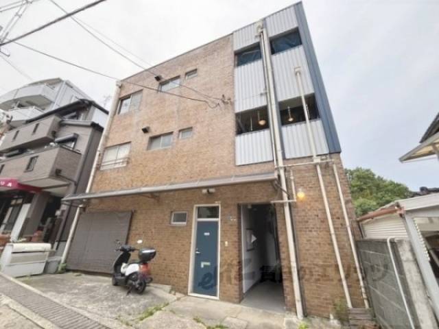 コーポ華外観写真1