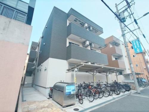 若江岩田駅より徒歩3分 築5年1ヶ月 3階建の賃貸物件