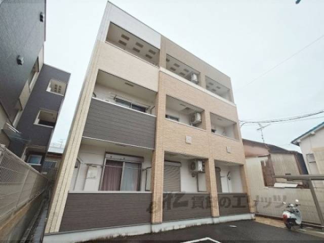 フジパレス駒林外観写真1