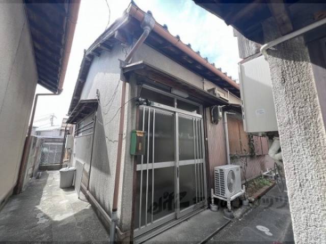 貸家外観写真1
