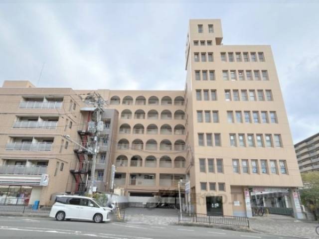 朱雀ハイツ外観写真1