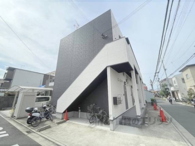 Ｐｌｅｉａｄｅｓ長瀬外観写真2