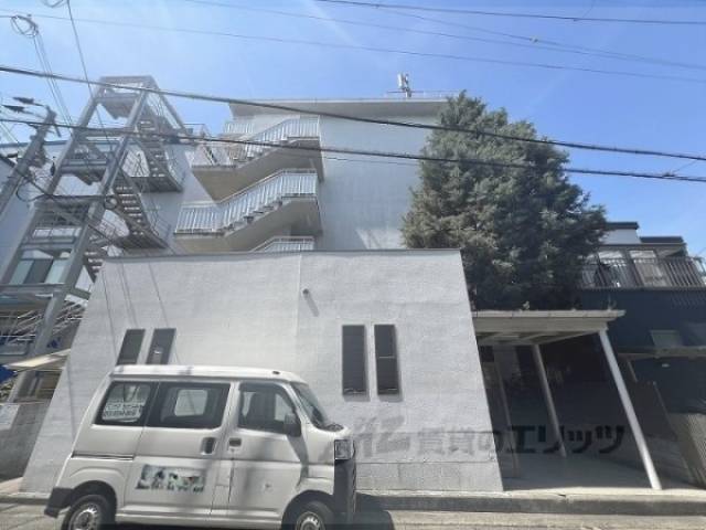 ヴィラ東伊丹外観写真1