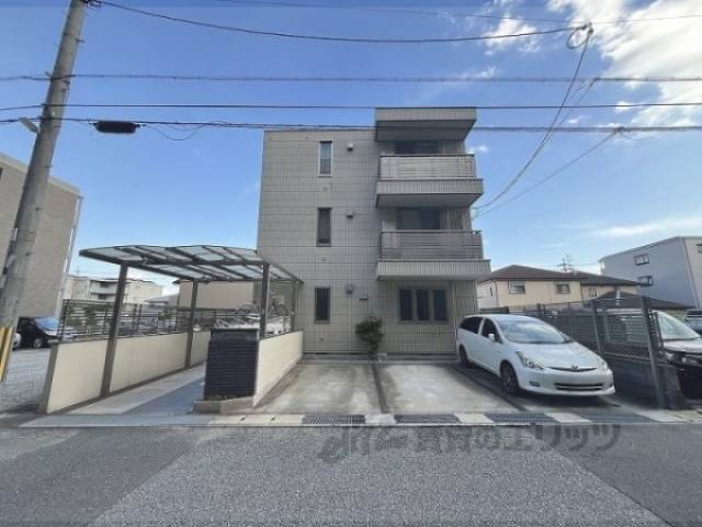 グリーンメゾン外観写真1