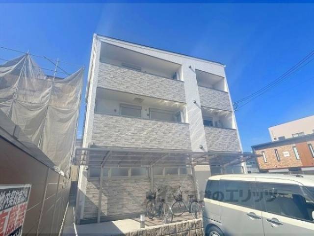 クリエオーレ雁屋西町外観写真1