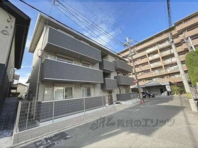 ラフィーネ丹波橋外観写真1