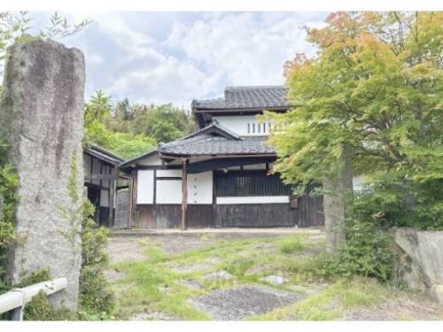 牧駅より徒歩8分 築94年5ヶ月 1階建の賃貸物件