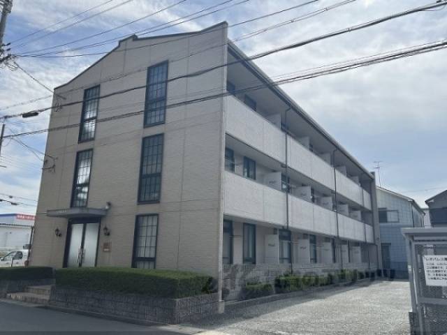 レオパレスプランドール外観写真2