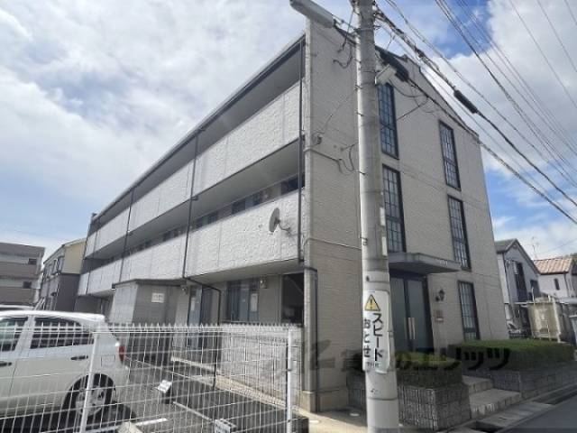 レオパレスプランドール外観写真3