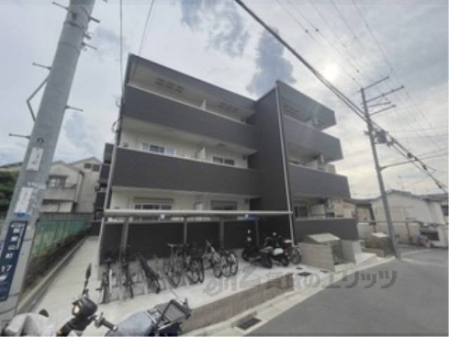 フジパレス駒林２外観写真3