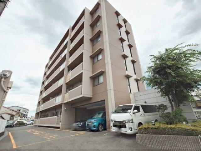 グランドール鴻池外観写真1
