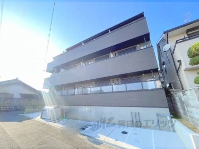 セレニティ下木田Ｂ棟外観写真1